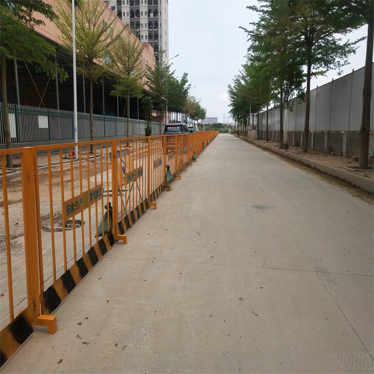 叶城车间隔离护栏有没有生产厂家/乌鲁木齐护栏厂家/新疆护栏网厂家