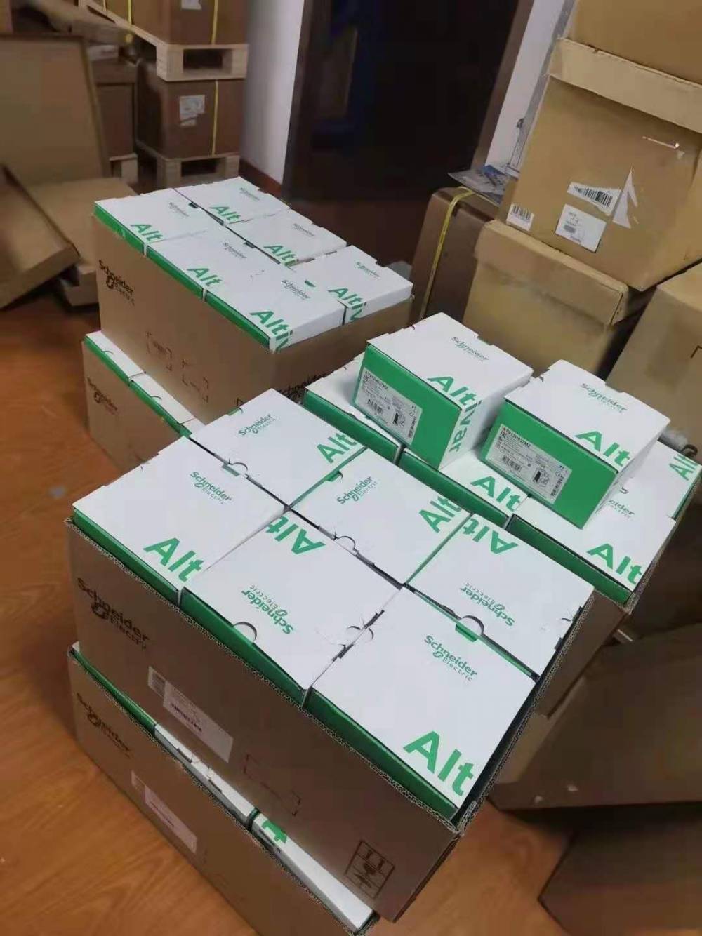 施耐德安顺市代理一级代理专卖