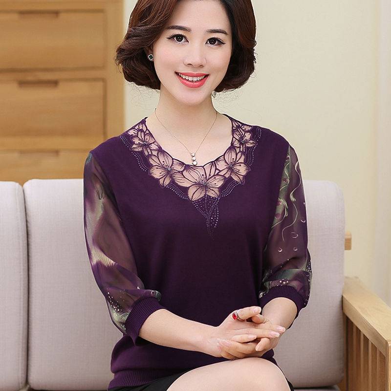 广东肇庆一手衣服中老年休闲女装t恤货源老年人女装t恤
