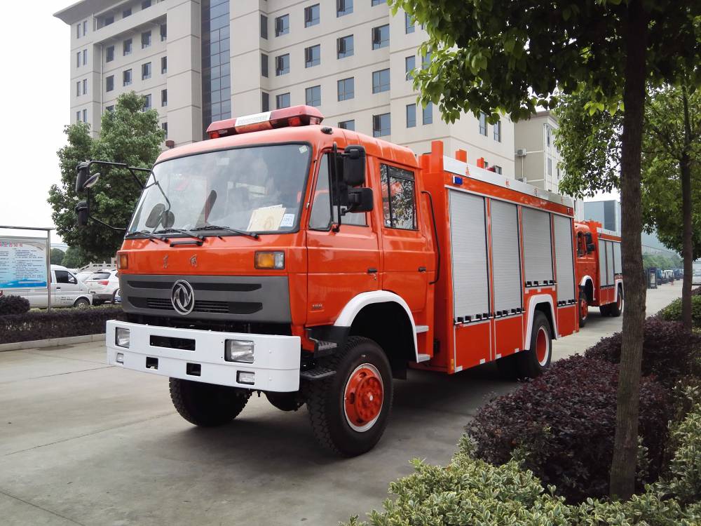 湖南衡阳衡南8吨水罐消防车价格举高喷射消防车5110gxfsg 3吨消防车