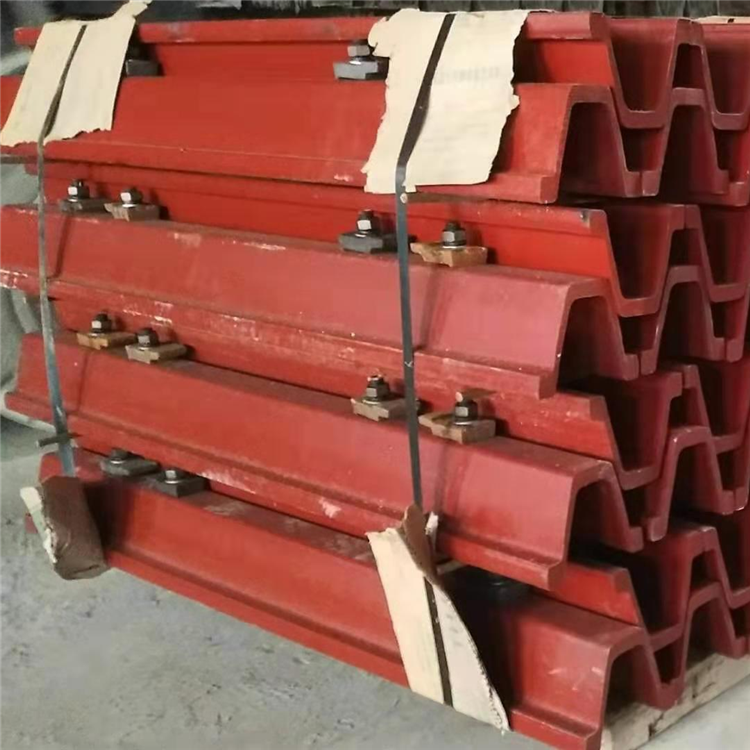 陕西u型钢轨枕厂家30kg矿用钢轨枕24kg矿用钢轨枕