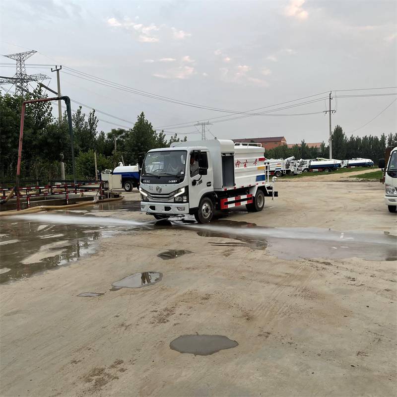 10吨东风洒水车 洒水车价格国六配置 晟宇 东风多利卡蓝牌洒水车