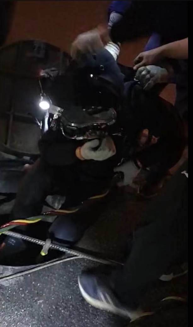 临汾周边污水池水下打捞-青山郭外斜。---浪淘沙水工