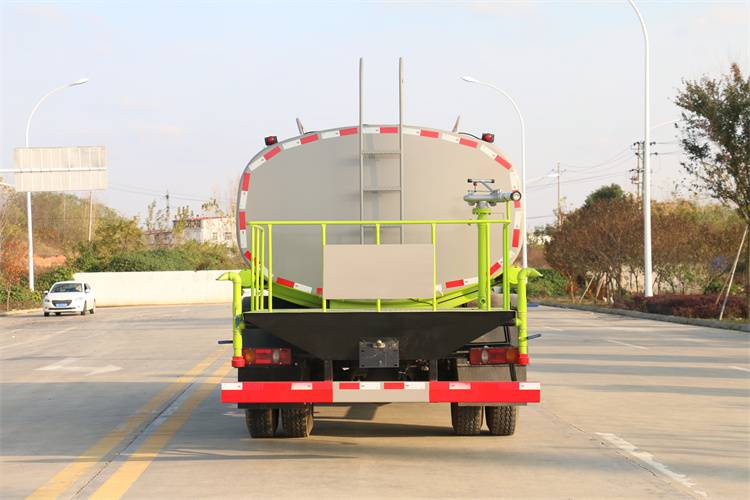 阳泉市路面清洁绿化洒水车10方洒水车价格