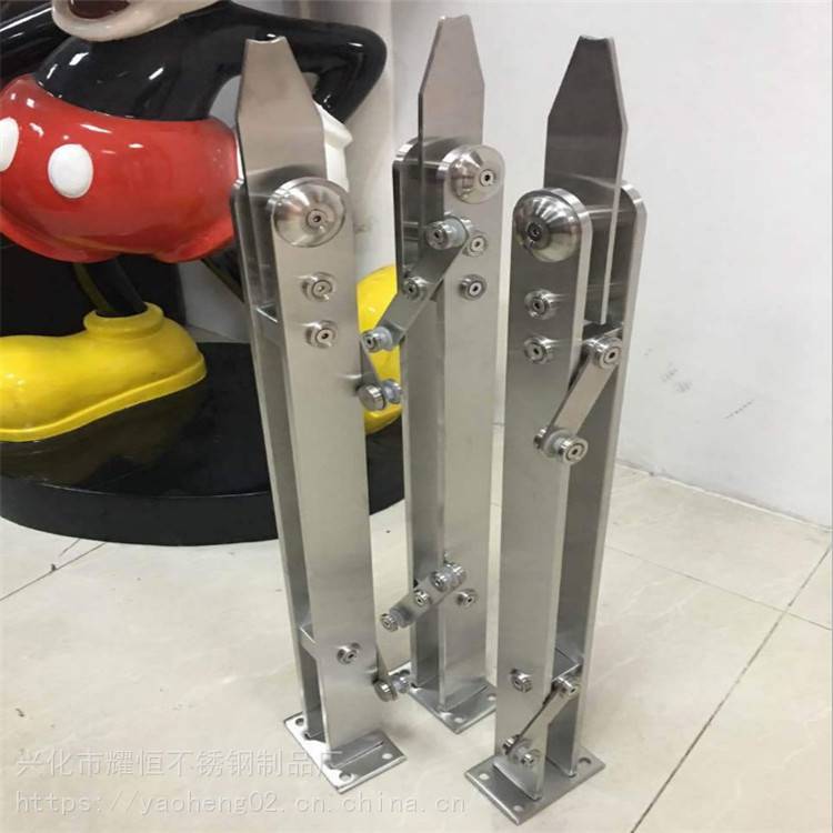 316L不锈钢板激光切割 大刀片玻璃栏杆 不锈钢立柱 表面可喷涂