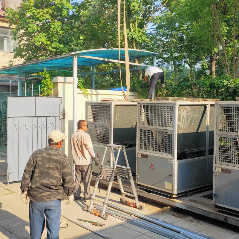 浴室热水设备 空气能热泵热水工程报价