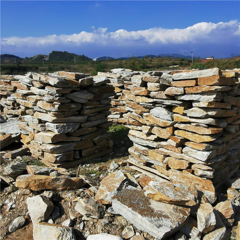 成都天然铺地片石 黄木纹碎拼石 厂家