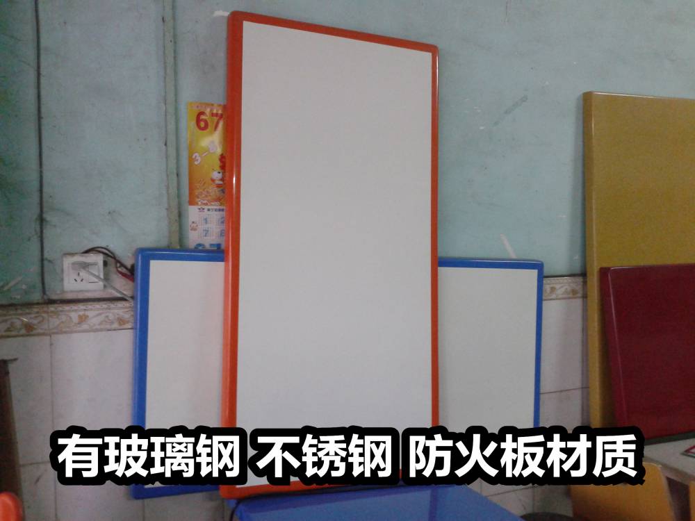 广西贵港四人位餐桌椅--连体快餐桌椅--支持实地考察