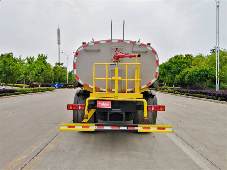 洒水车12吨厂家转让价