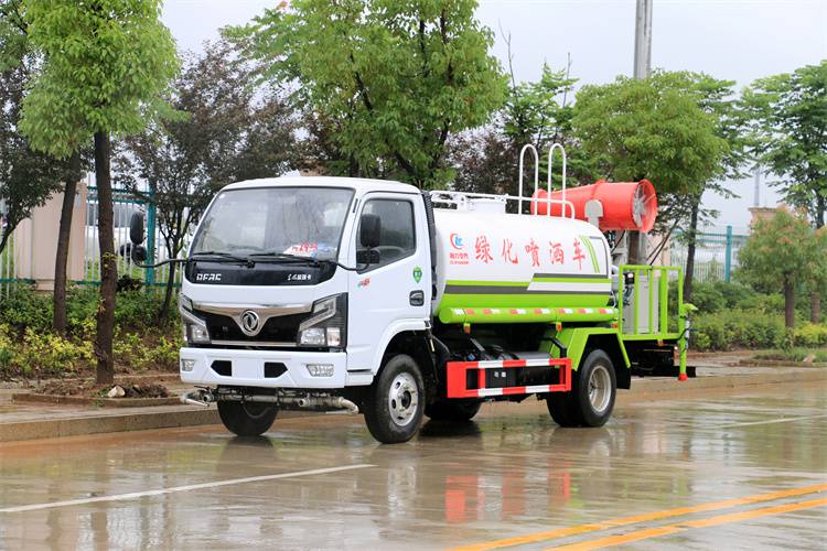 新凯力绿化洒水车新疆购车价