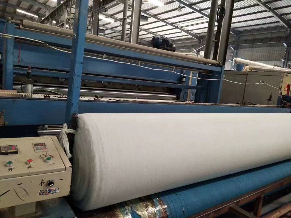 盈江县150g土工布—200g短纤土工布-300g白色无纺土工布