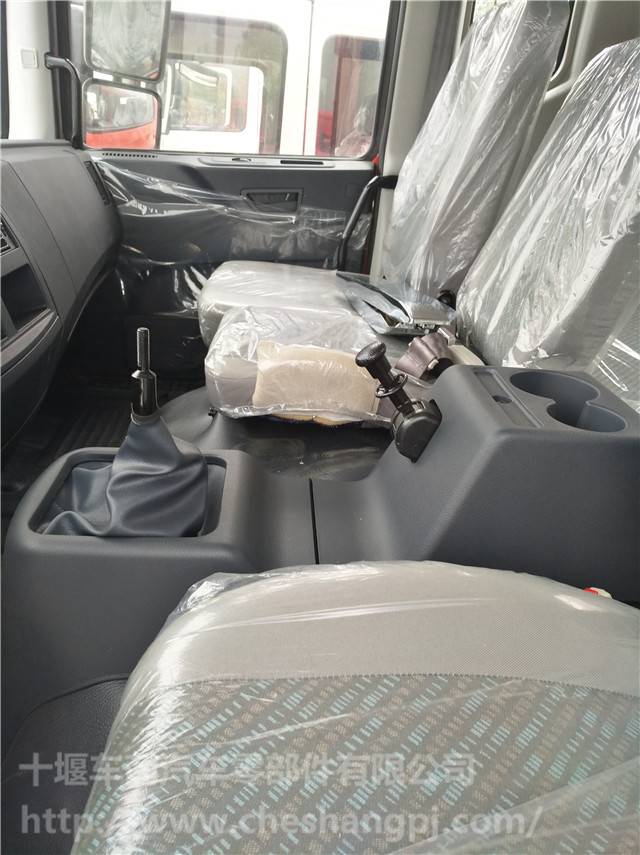 东风华神t3驾驶室总成东风华神t3内饰东风华神t3驾驶室价格