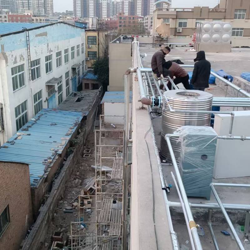 热水工程哪家好 空气源热水采暖系统