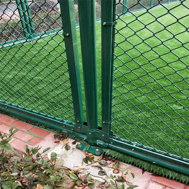 新疆羽毛球场护栏有没有生产厂家/乌鲁木齐球场围栏厂家/新疆围栏网厂