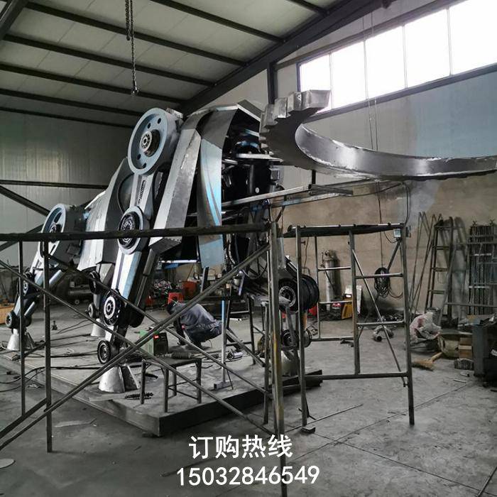 户外机器人雕塑厂家 街景小品 村标机器人雕塑厂家 