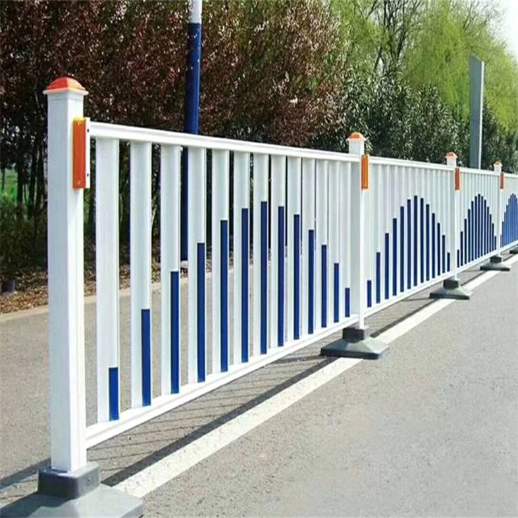 克拉玛依城市道路护栏批发/乌鲁木齐市政护栏厂家/新疆护栏厂