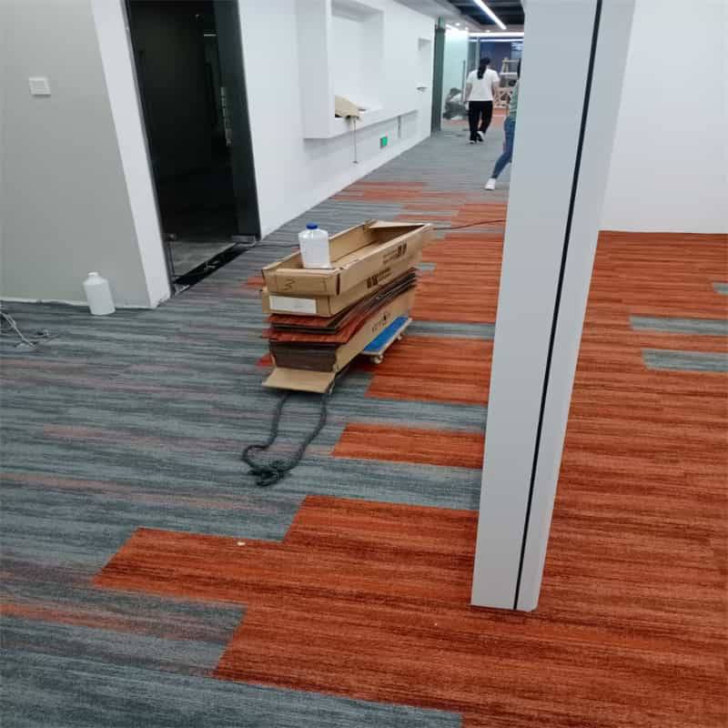 蕾群商用工程方块地毯写字楼办公室会议室酒店拼块地垫
