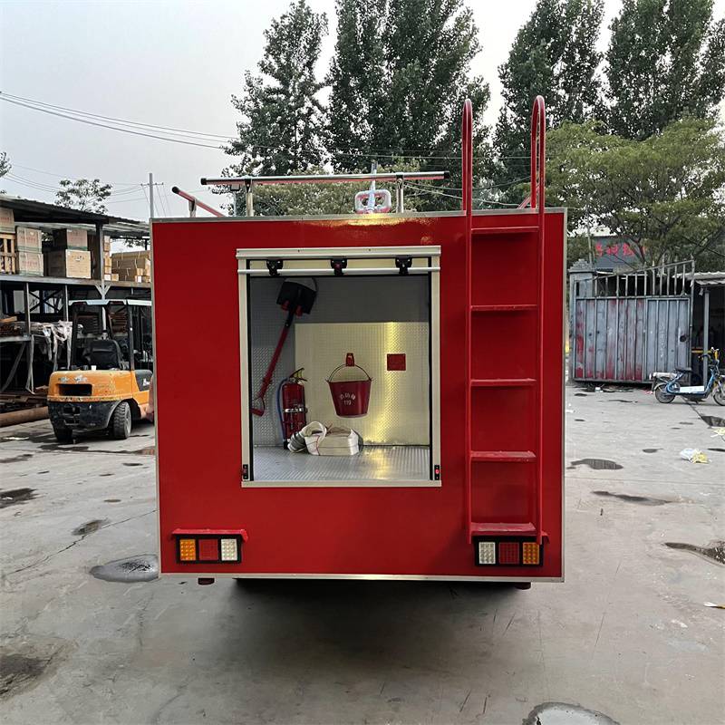 灭火救援水罐消防车 消防洒水车价格 小型水罐消防车5吨 晟宇 常年出售