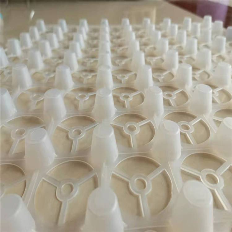 欢迎访问//蓄排水板厂家同江/同江市实业集团