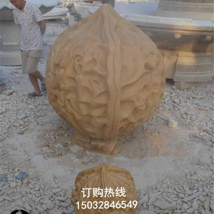彩绘核桃雕塑厂家 欧式风格 钢管核桃雕塑厂家 动态雕塑
