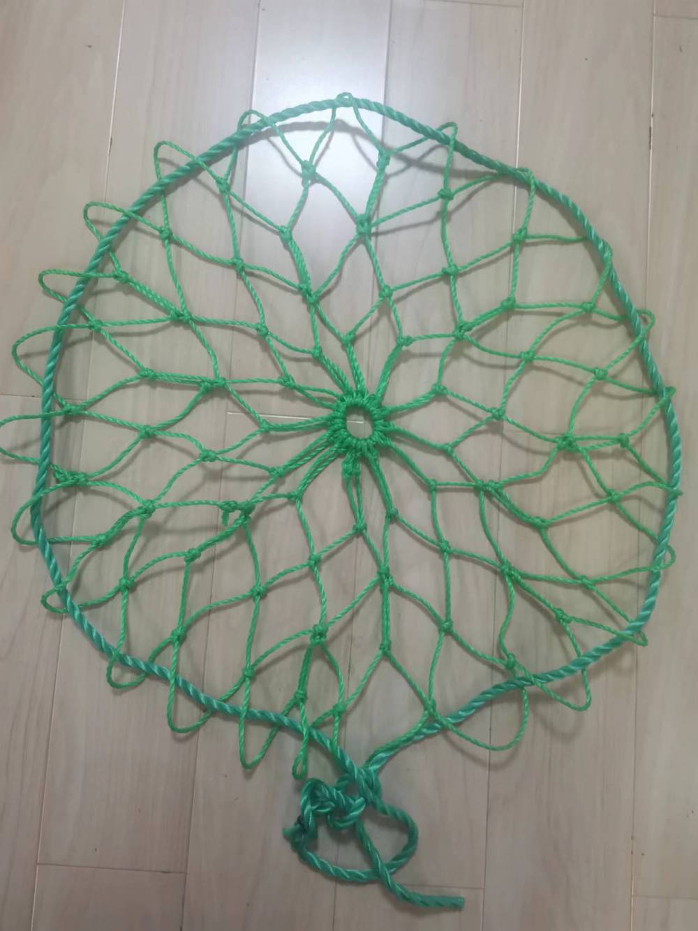 云南省文山西畴县Φ600井盖防坠网-Φ700井盖防护网-Φ800井盖坠落网