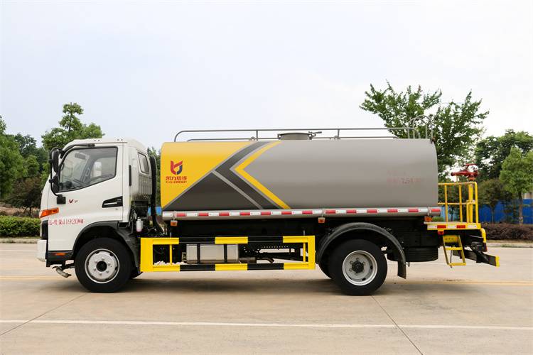 供应山西地区东风10方绿化洒水车