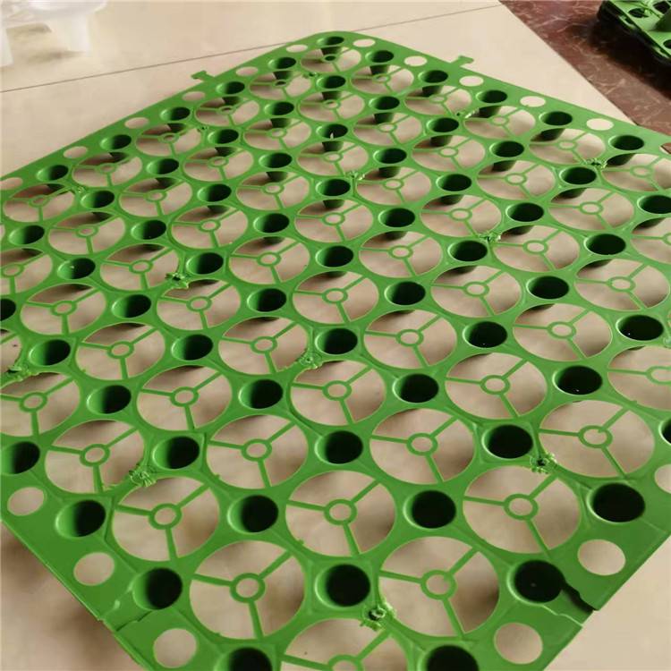 欢迎访问(禹州蓄排水板厂家)禹州屋面防渗滤水板集团