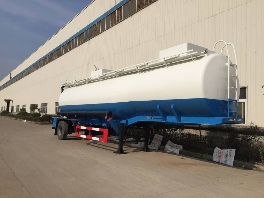废碱/HW35钢衬塑罐车 湖北东特危化品罐式运输半挂车 包上户