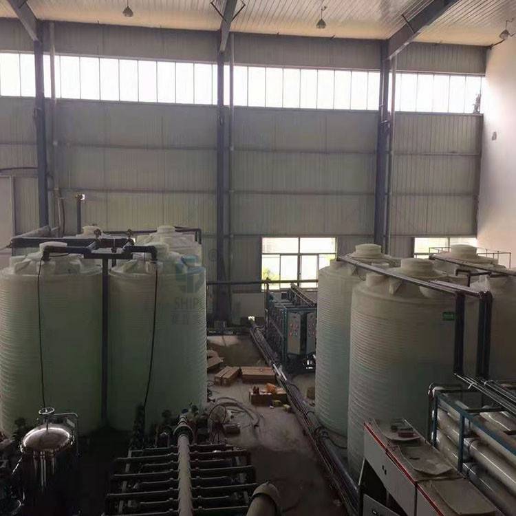 5方农业灌溉水箱 可定制带法兰式 5方储水容器