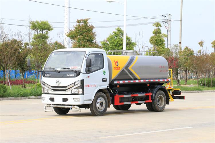 宁波东风10方洒水车