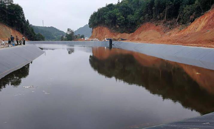 文山州马关县HDPE防渗膜-防渗土工膜-糙面防渗PE膜