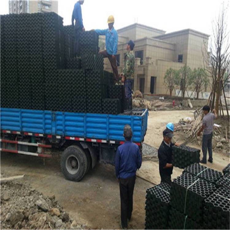 富锦蓄排水板厂家-泰东蓄排水板抗压300kpa