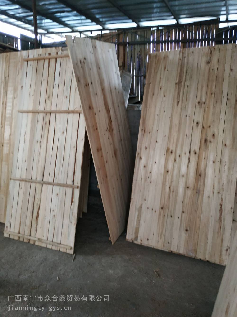 贵港学校铁架床 贵港职工铁架床定制 铁架床