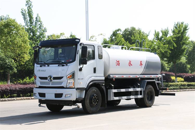 西安分期10-12吨洒水车
