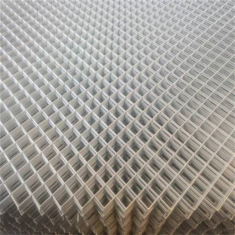 阿勒泰铁丝网片介绍/乌鲁木齐电焊网厂家/可用作外墙保温网