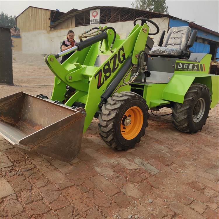 室内小型环保电动铲车@牧场养殖电动小铲车安阳 香