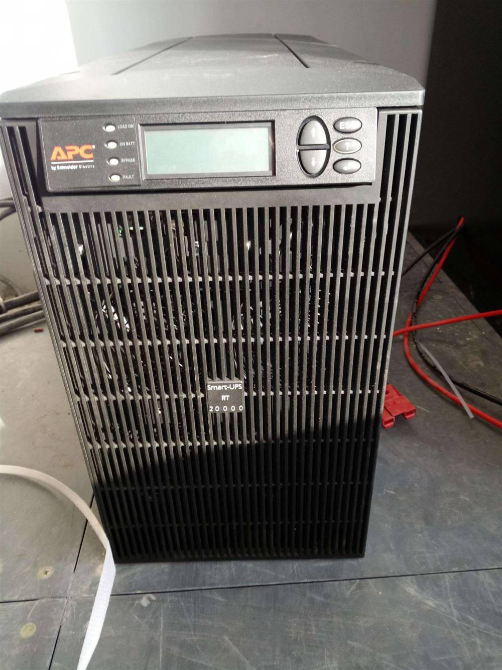 300KVA 不间断电源 工频机 在线式UPS 内置输入隔离变压器