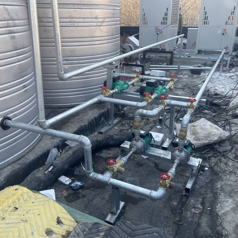 烧热水用什么设备好 太阳能空气能热水设备