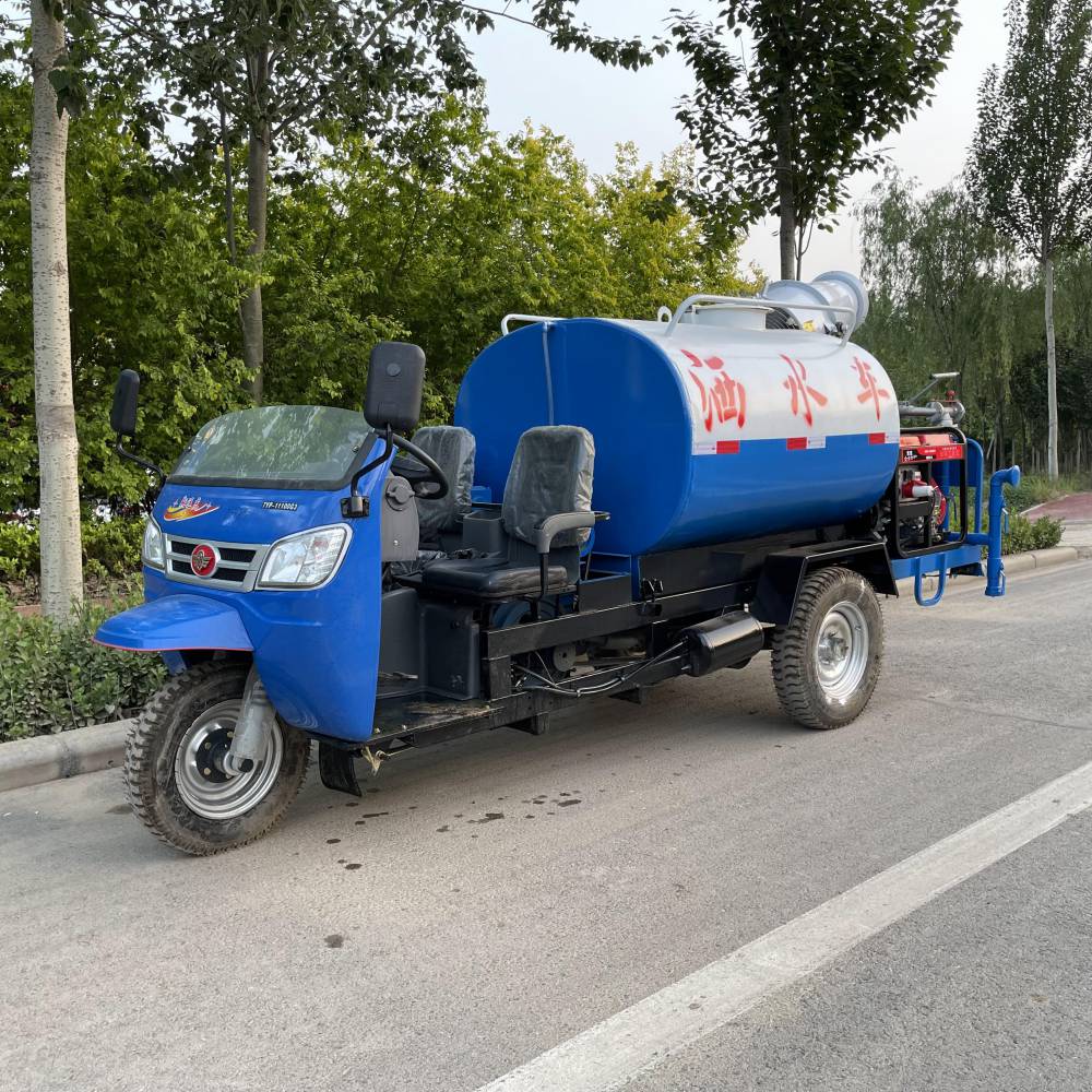 机动三轮洒水车价格 晟宇 园区绿化洒水车 出售三轮洒水车