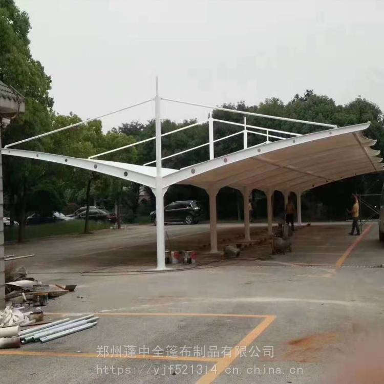 青岛顺发定做sfmjg0172膜结构停车棚阳光板停车棚钢结构汽车棚