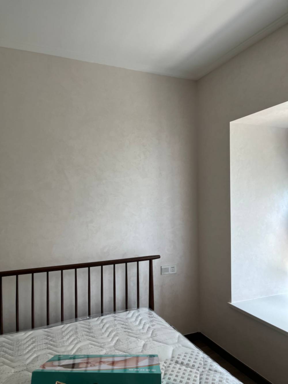 立邦艺术漆海藻岩和蚕丝区别 立邦雅晶石原色原木风