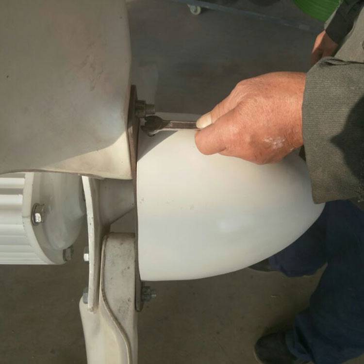 潍坊坊子 5KW风力发电机 中型风力发电机满足用电需求