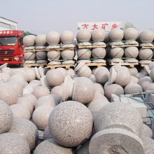 芝麻灰挡车石球价格-挡车石球如何搬走-挡车石球