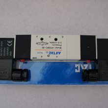 亚德客电磁气动阀4v31010220v控制器气阀换向阀电子阀线圈24v