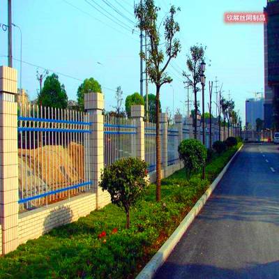 小区护栏 围墙护栏厂家 锌钢小区外墙围栏 安装 可定做