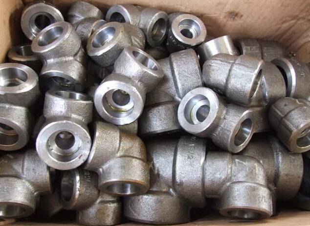 供应锻制316l螺纹弯头材证高压弯头价格不锈钢螺纹弯头图片