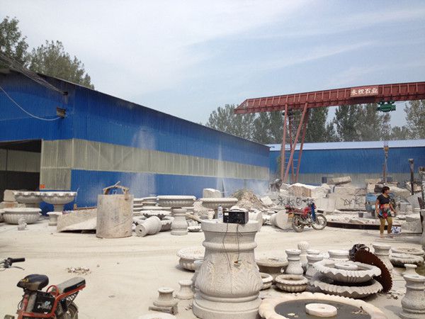 河北雕刻厂加工黄锈石喷泉石雕石材喷泉