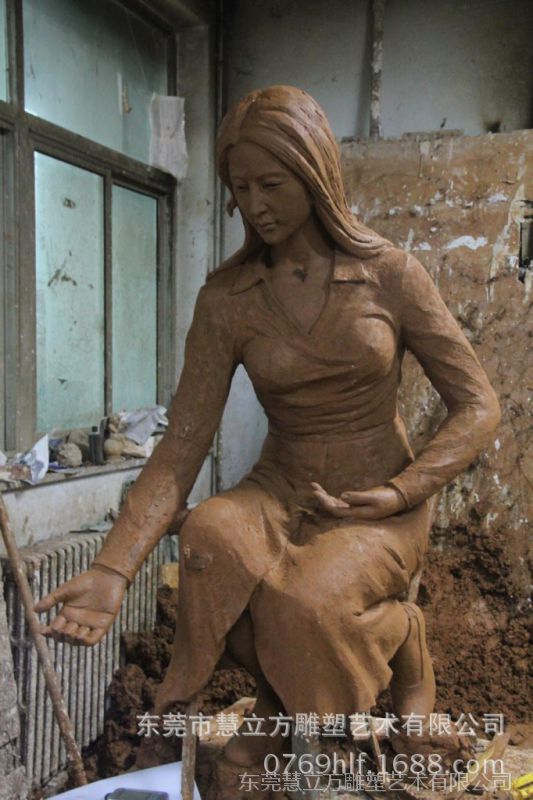 泥塑人物雕塑 东莞专业泥塑雕刻厂家 批发订制