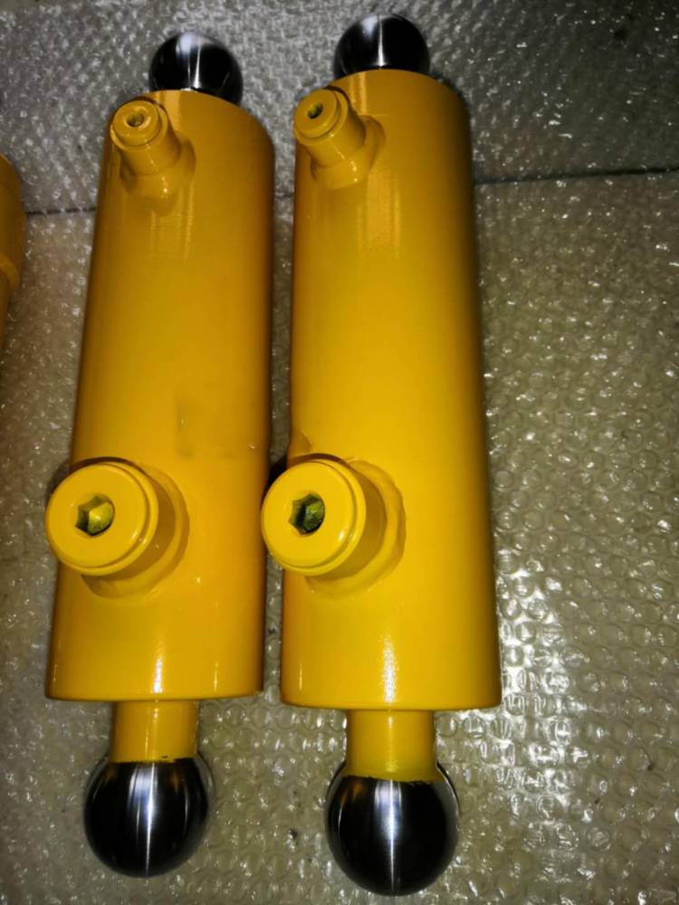 销售泵车拖泵摆缸三一中联大象鸿得利摆缸图片