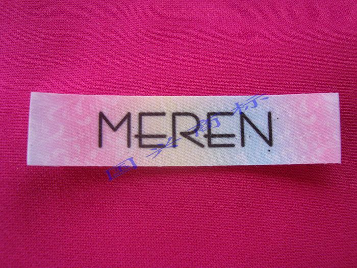 供应青春休闲服装布标彩色布标彩色印唛彩色洗水唛